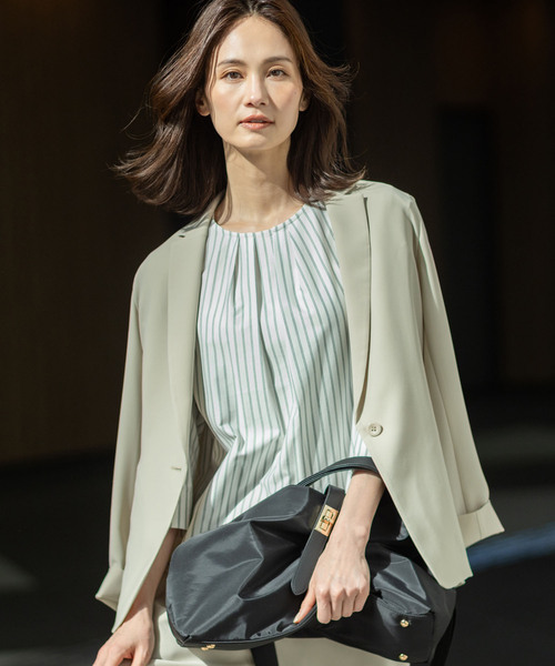 tシャツ 「ブラウス見えするカットソー」ストライプタックプルオーバー「大きいサイズあり」 レディースの画像