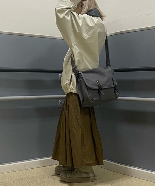「SPINNS」 ショルダーバッグ ONESIZE グレー メンズ_画像7