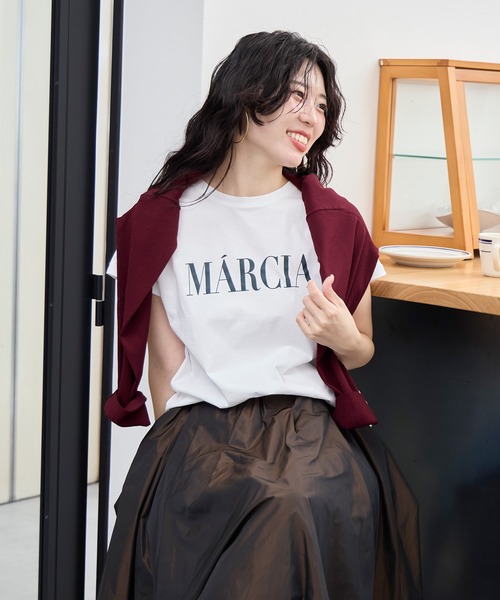 tシャツ MARCIA”ヘムラウンドロゴプリントTシャツ「2サイズ展開」 レディースの画像