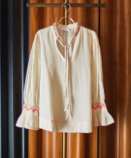 devotion TWINS コットンブラウス　美品 Devotion ブラウス シャツ (Devotion Twins)BLOUSE レディース