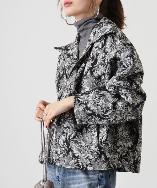 美品 自由区 エンブロイダリーブルゾン 40サイズ 完売品 春軽アウター ジップ 美品 自由区 エンブロイダリーブルゾン 40サイズ 完売品 春軽アウター