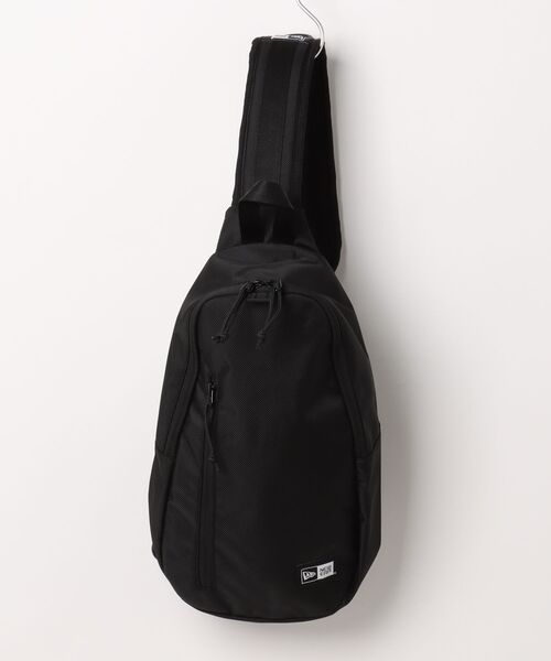新品タグ付　NEW ERA ニューエラ　ボディバッグ ウエストポーチ　黒 NEW ERA ウエストバッグ ニューエラ ウエストポーチ ボディ
