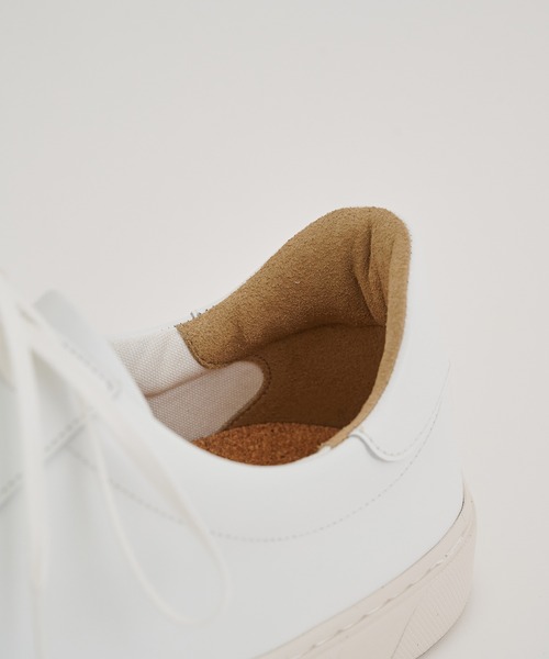 Vibram  本革製シュウズ。 UNITED TOKYO スニーカー COMFORT Vibram LEATHER SHOES メンズ