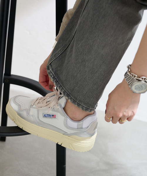 AUTRY オートリー CLC LOW WON SIL/CAD スニーカー 37 AUTRY CLC LOW WOM SIL/CAD スニーカー37 - メルカリ