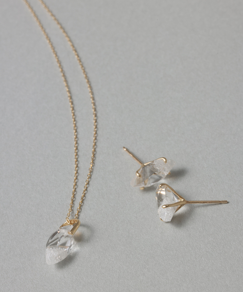 ピアス クラッシュクォーツピアス K10（両耳） レディースの画像