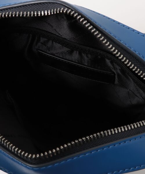 MICHAEL KORS（マイケルコース） ショルダーバッグ COOPER エンボス
