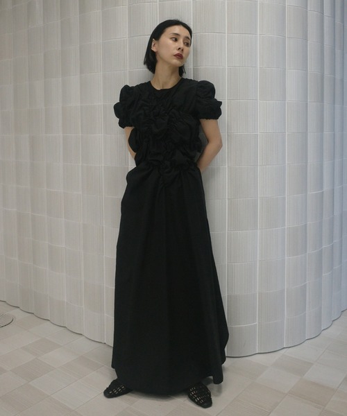 Ameri（アメリ） ワンピース BUMPY GATHER FLARE DRESS : ZOZOTOWN