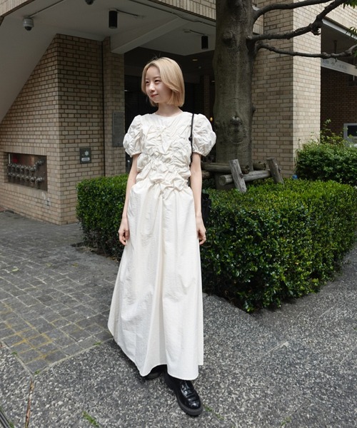 ワンピース BUMPY GATHER FLARE DRESS Ameri（アメリ） ワンピース BUMPY GATHER FLARE DRESS : ZOZOTOWN