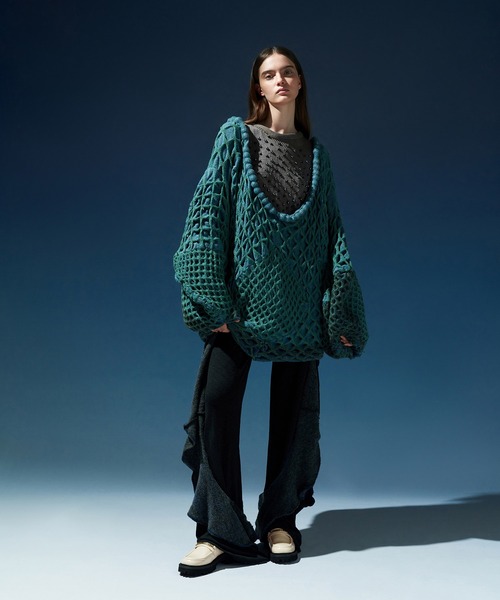 CHARLES ＆ KEITH サンダル Remy レミ エンブレムアクセント