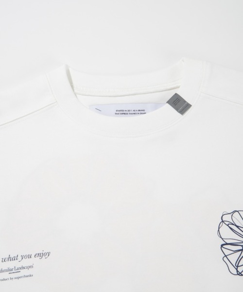SUPERTHANKS（スーパーサンクス） tシャツ フラワーモチーフデザイン