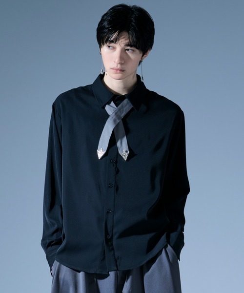 Ellno Loset（エルノロゼット） シャツ ノーブルクロスボウタイツキ