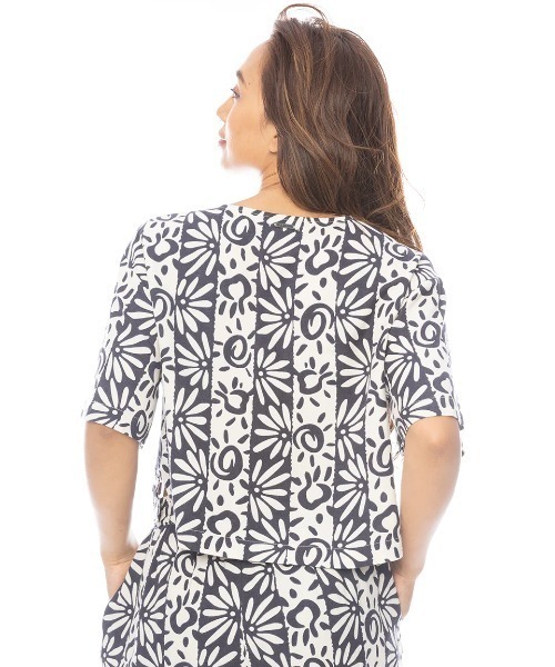 ブラウス シャツ BILLABONG レディース 「TROPICAL HIGHS」 SUNFLOWER TOP 半袖シャツ 「2025年春夏モデル」/ BILLABONG ブラウス シャツ レディース 「TROPICAL HIGHS