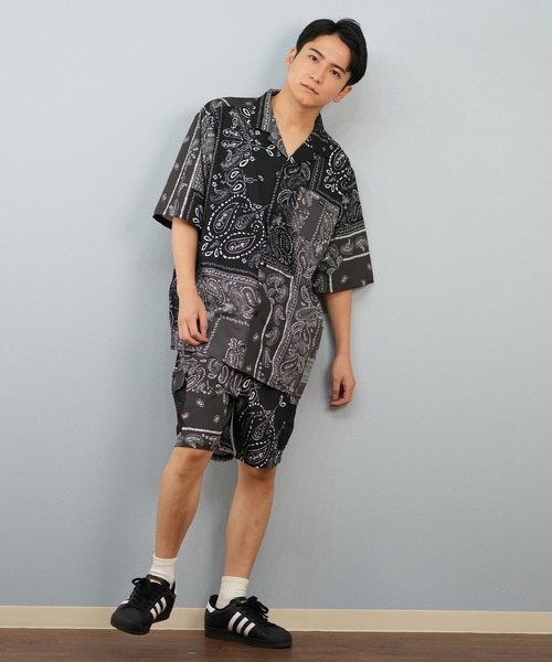 M.A.D SPORTS バンダナ柄　ボードショーツ M.A.D SPORTS バンダナ柄ショートパンツ 30 - メルカリ