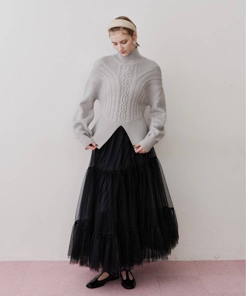 Heve ペタルニット　ブラックニット Heve ヘイヴペタルニットブラック