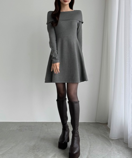 【専用】新品タグ付き　SINME グレー スクエアネック ワンピース 新品タグ付き SINME グレー スクエアネック ワンピース