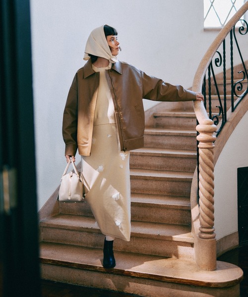 美品 ✨定価5.3万23区 R アール☆ジップアップフーデッドブルゾン25SS mysty woman（ミスティウーマン） ブルゾン アウター アソートフェイク