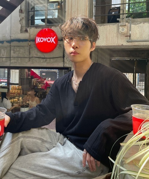 NOWLE（ノウル） tシャツ 「NOWLE」バーティカル ライン テクスチャー