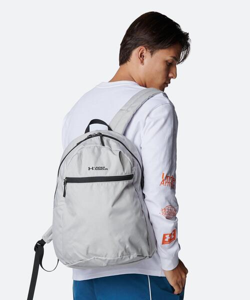 UNDER ARMOUR（アンダーアーマー） デイバック リュック UAライトデー 
