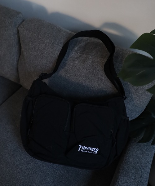 THRASHER（スラッシャー） ショルダーバッグ THRASHER W POCKET