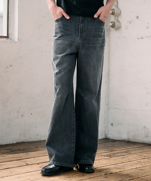 れな☺︎ Regen Glanz ジーンズ articulated narrow flared denim pants