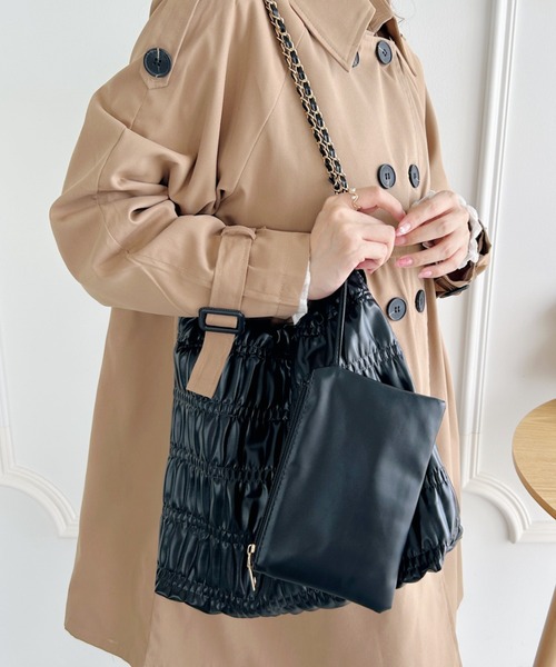 Loueme トートバッグ ポーチ付ギャザーPUレザーチェーンバッグ