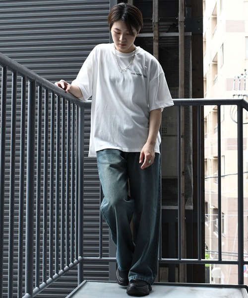boohoo MAN★オーバーサイズ 半袖 バックプリント Tシャツ★黒★ オーバーサイズフィット プリントTシャツ - ブラック／ロッキー