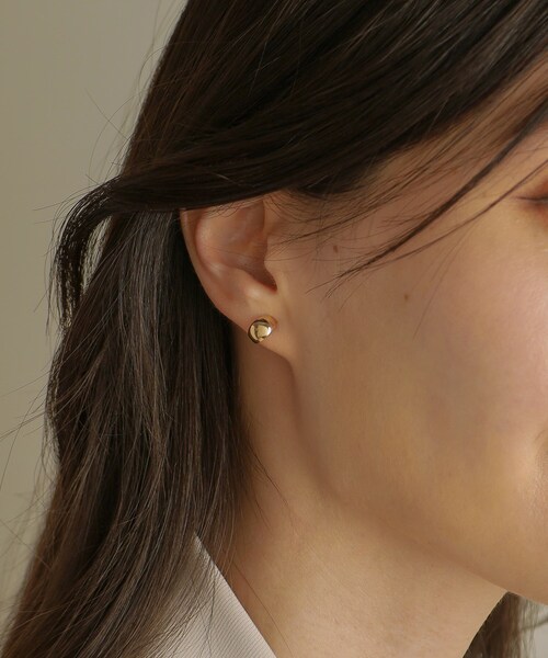 COCOSHNIK ピアス K10月甲 スタッドピアス レディース