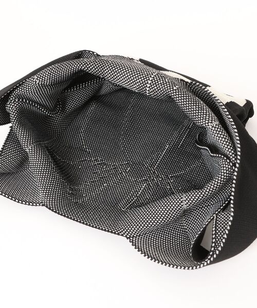 Mignonjour ハンドバッグ FReePLACe/くま リボン柄ニットバッグ 12302