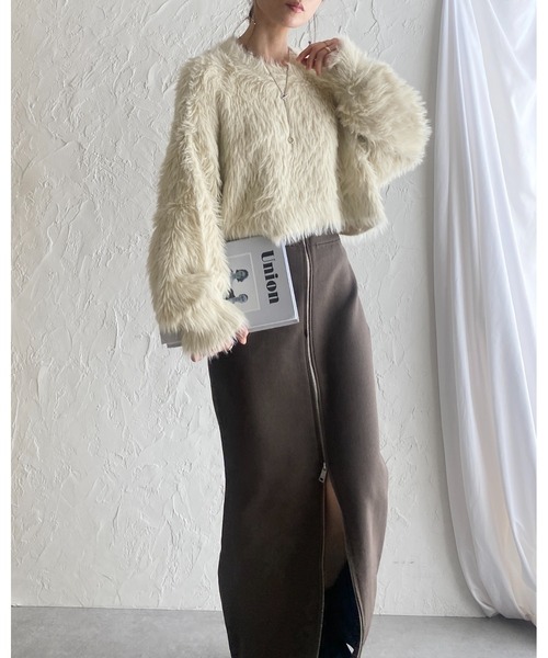 新品 Thevon ショート丈ボリュームシャギーニット 0107 ショート丈ボリュームシャギーニット | Thevon.(ゼヴォン