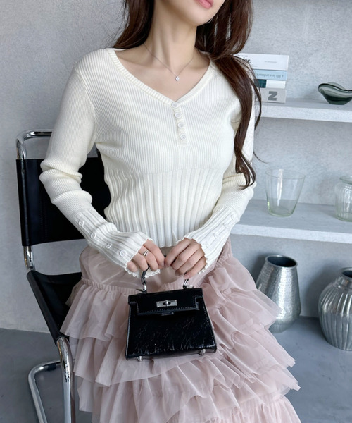 【希少】Miss Dior ベージュ Vネック ノースリーブニット　サイズM Vネックニットノースリーブ・全4色 | レディースファッション