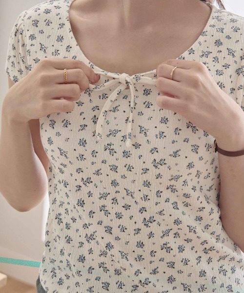 エムズグレイシー  小花柄パフスリーブカットソー 花柄 ファッション 小花柄 パフスリーブ Vネック Tシャツ 体型カバー T