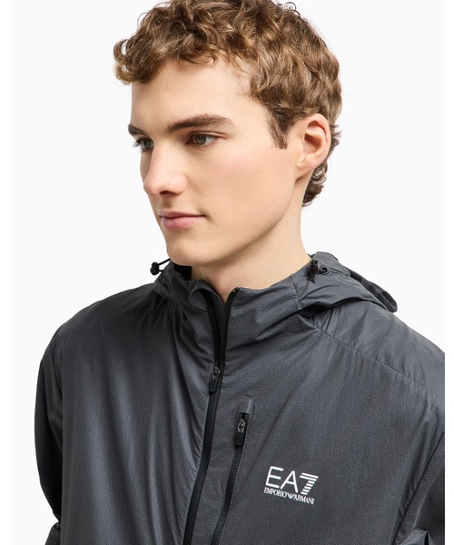 EA7 ブルゾン アウター 「エンポリオ アルマーニ EA7」Dynamic Athlete