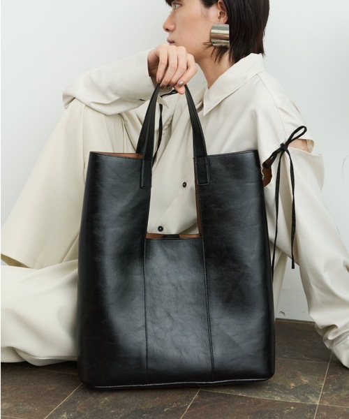 DFFUR. トートバッグ エコレザースクエアビッグトート「ポーチ付