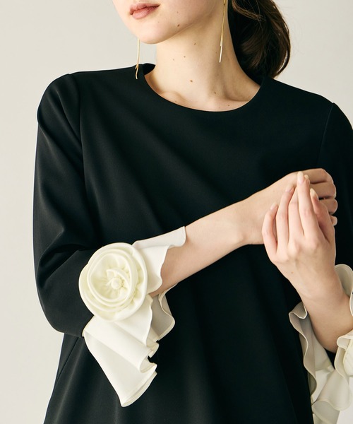 Audie a Muses（オーディア ミューズ） ワンピース フラワーモチーフ付