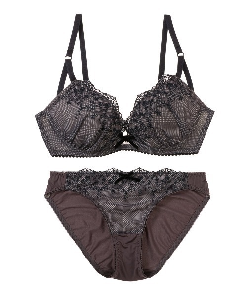 チュチュアンナ（tutuanna） ブラジャー ショーツセット 「ドキッとbra