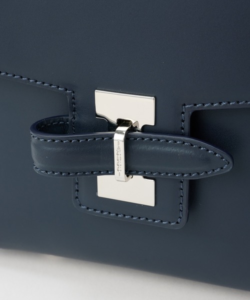 IACUCCI（イアクッチ） ショルダーバッグ FREE ネイビー レディース