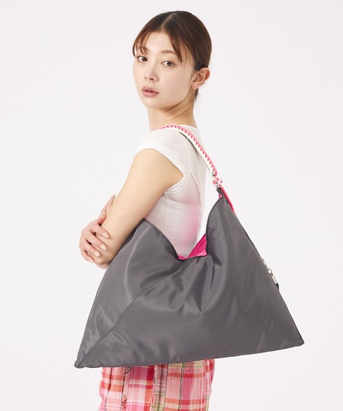 Cheek（チーク） ショルダーバッグ バッグ 「cheek/チーク」ネオン 