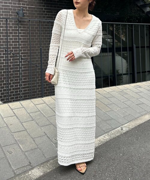 CAPRICIEUX LE'MAGE（カプリシューレマージュ） ワンピース 深Vレース