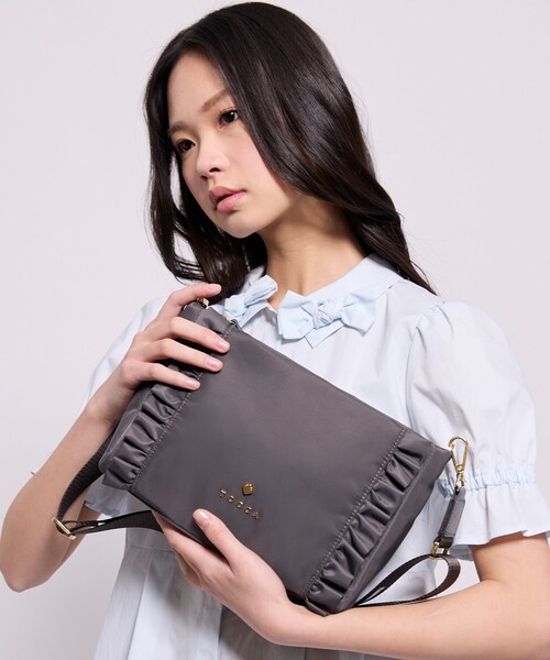 TOCCAブラックショルダーバッグ TOCCA（トッカ） ショルダーバッグ F ブラック レディース : ZOZOTOWN