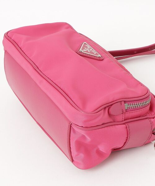プラダ 三角ロゴ ショルダーバッグ バッグ ピンク ナイロン 白タグあり PRADA（プラダ） 三角ロゴ ショルダーバッグ - ピンク レディース