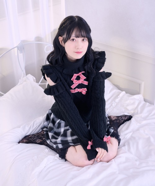 Pal elfy パルエルフィー ファー付きリボン袖コンシャスニット Pal elfy（パルエルフィー）の「パールリボンニットプルオーバー