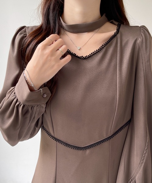 emi+ ワンピース ピコレースパイピングカットアウトワンピース