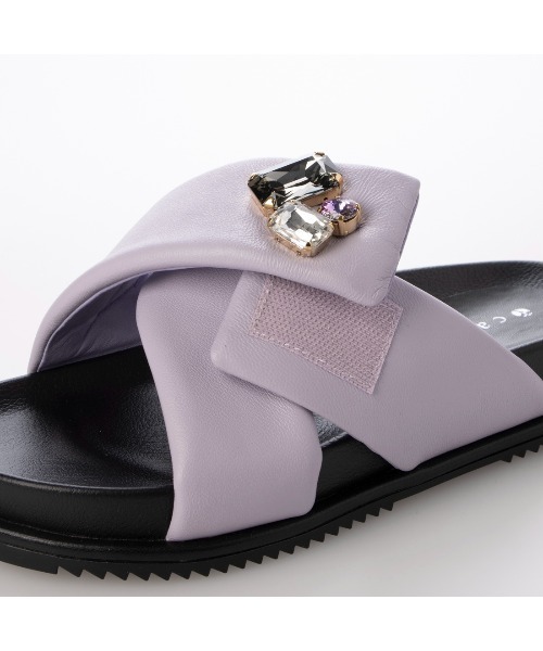 carino（カリーノ） サンダル ビジューフットベッドサンダル