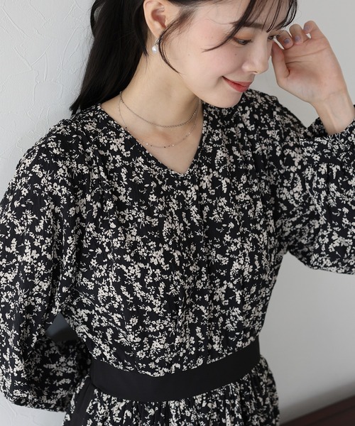 BLUEEAST ワンピース エンボスフラワープリントワンピース