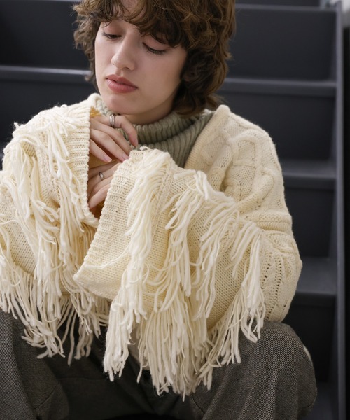 select MOCA（セレクトモカ） ニット セーター フリンジスリーブ