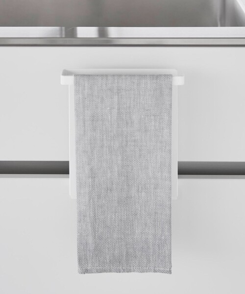 tower 「tower」シンク下収納扉タオルハンガー 高さ20.5cm : ZOZOTOWN