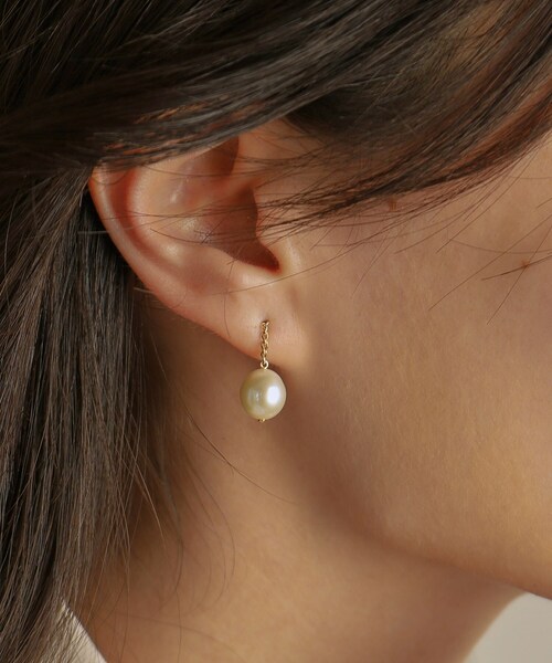 COCOSHNIK ピアス K10キヘイハンギングパール スタッドピアス