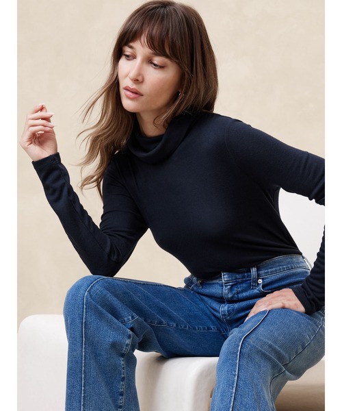 美品　ファビアナフィリッピ　モニーレ　装飾　リネン　タートルネック　半袖Tシャツ 美品 ファビアナフィリッピ モニーレ 装飾 リネン