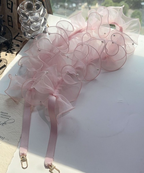 pyornim（ピョルニム） パール付きフリルスマホショルダー : ZOZOTOWN