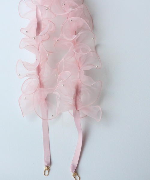 ビーズ付きフリル pyornim（ピョルニム） パール付きフリルスマホショルダー : ZOZOTOWN